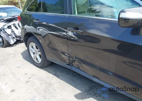 2015 Acura Rdx z USA, uszkodzony, nr VIN 5J8TB4H52FL002016